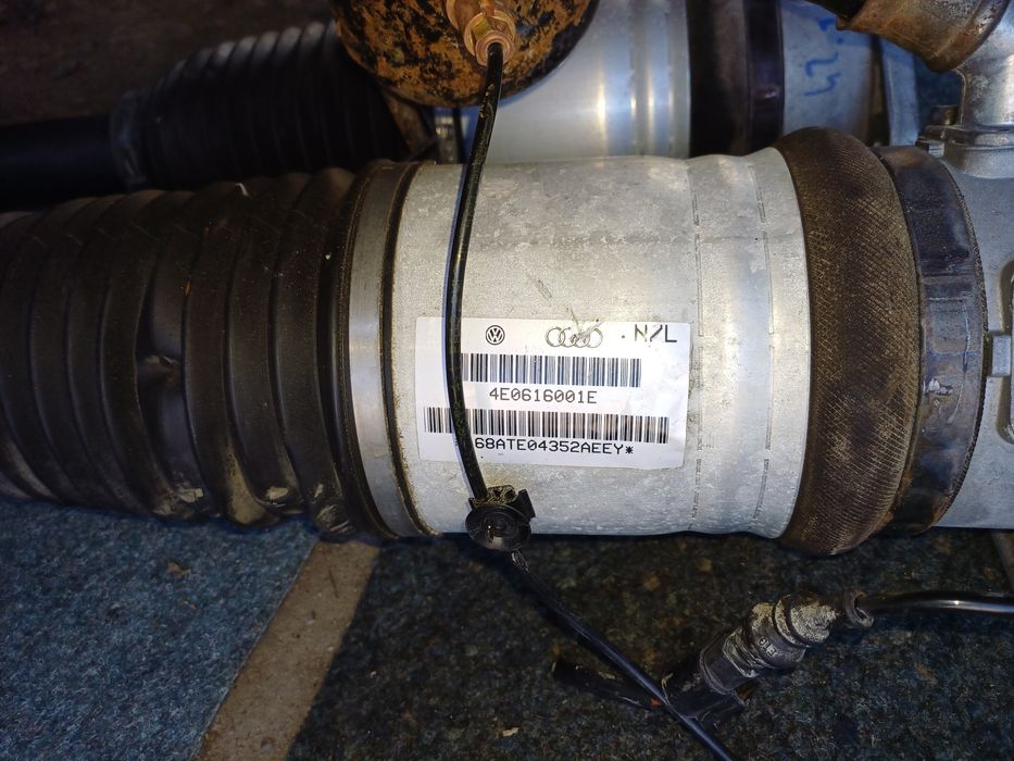 perne spate audi a 8 d3 în stare perfectă de functionare