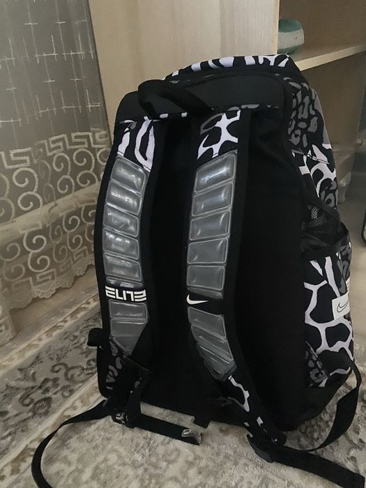 Редкая расцветка Nike elite