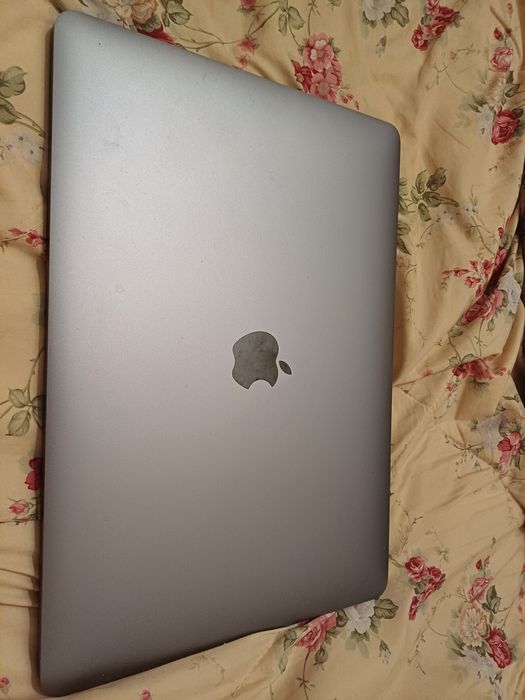 Mackbook 2020 13" 516GB