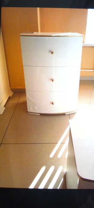 Продам Спальный гарнитур