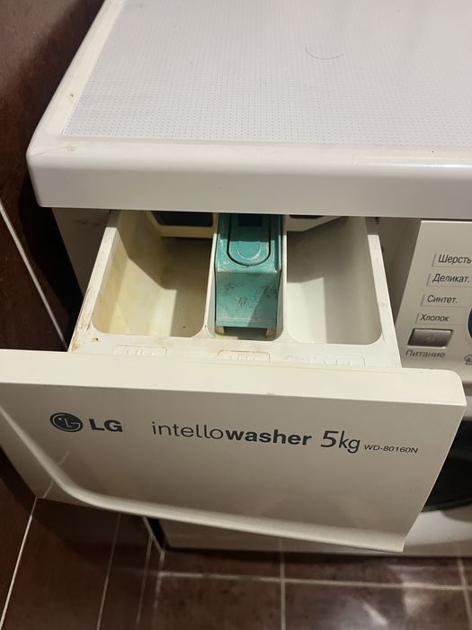 Продам стиральную машину LG