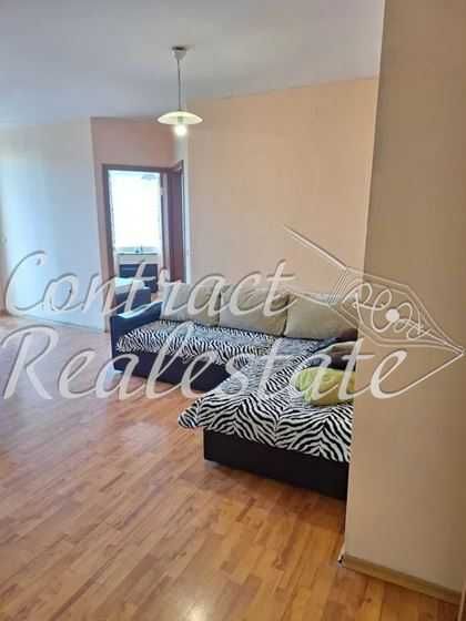 Дава се под наем Тристаен апартамент в Варна, Цветен квартал - 80 кв.м за 408 € - Снимка #2