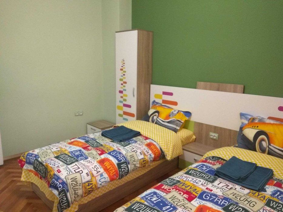 Дава се под наем Двустаен апартамент в София, Хиподрума - 75 кв.м за 797.64 € - Снимка #2