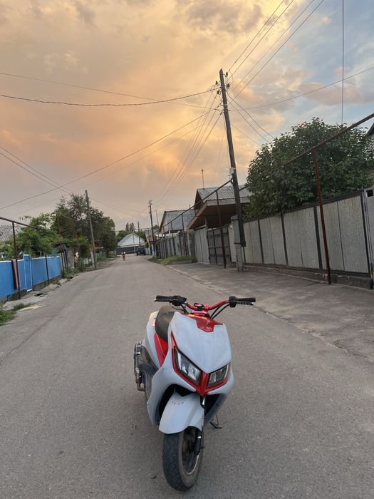 Продам м8