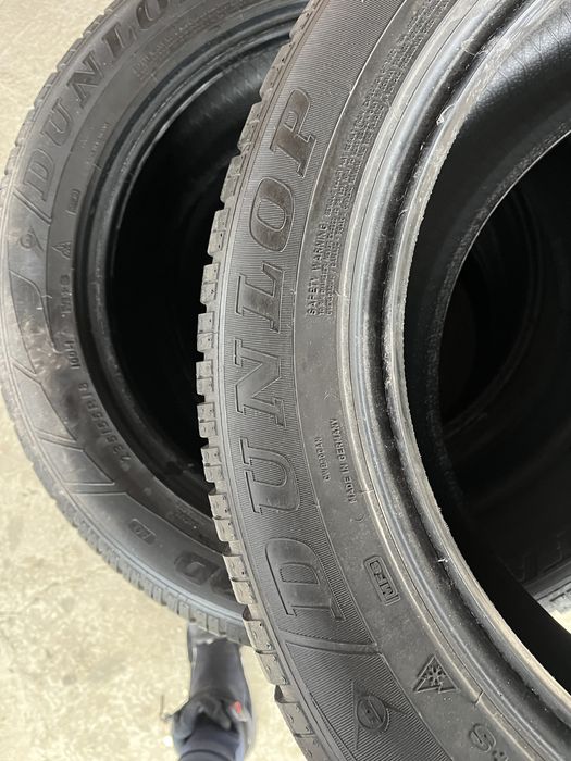 Гуми 235 55 18 Dunlop 2017г