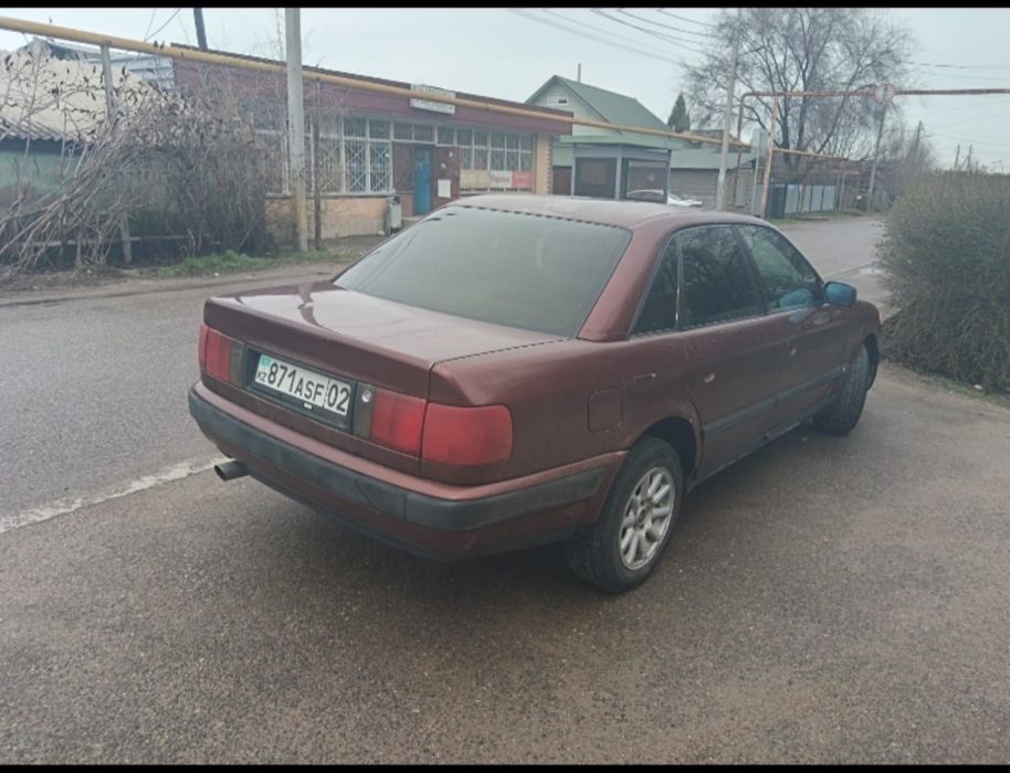 Продам Ауди 100 с4