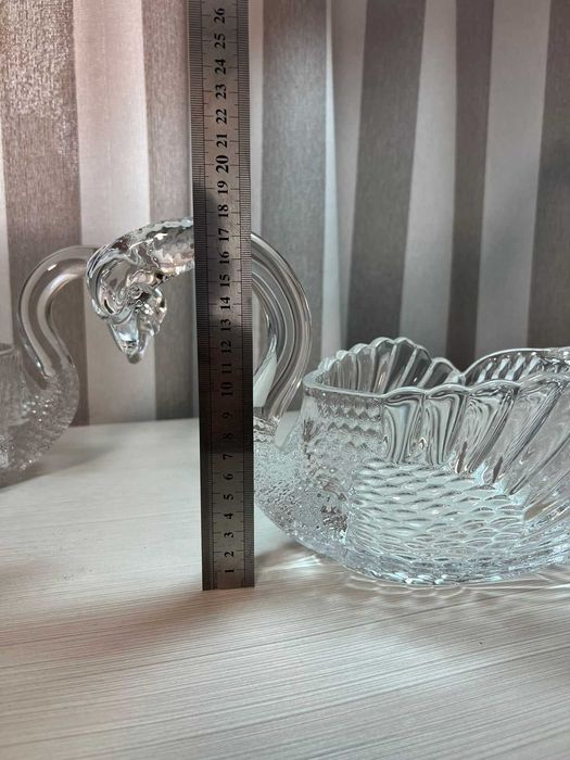 Лебеди вазы хрусталь