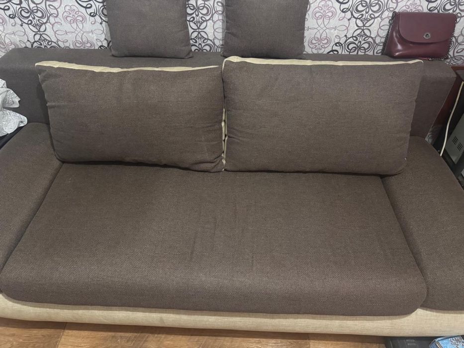 Продаю шкаф диван дешево