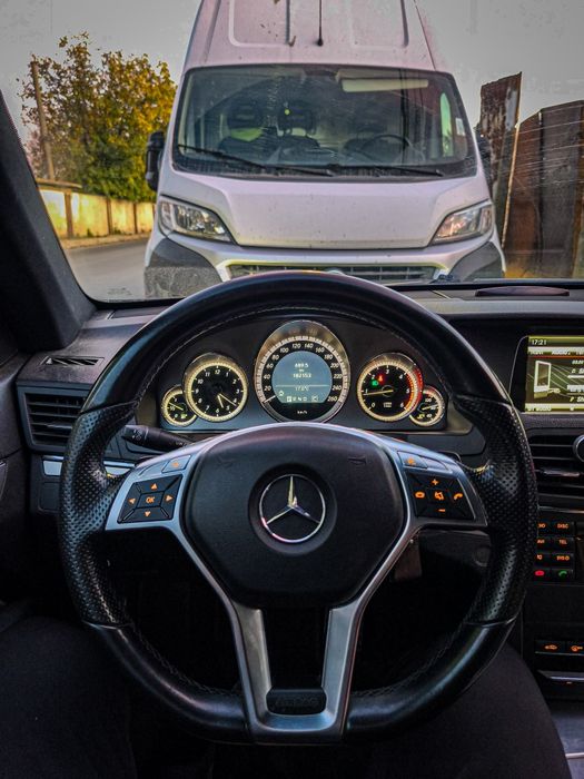 MERCEDES-BENZ E-Class 2010 — imagine 4