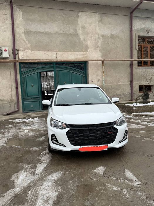 Onix sotiladi. Srochno