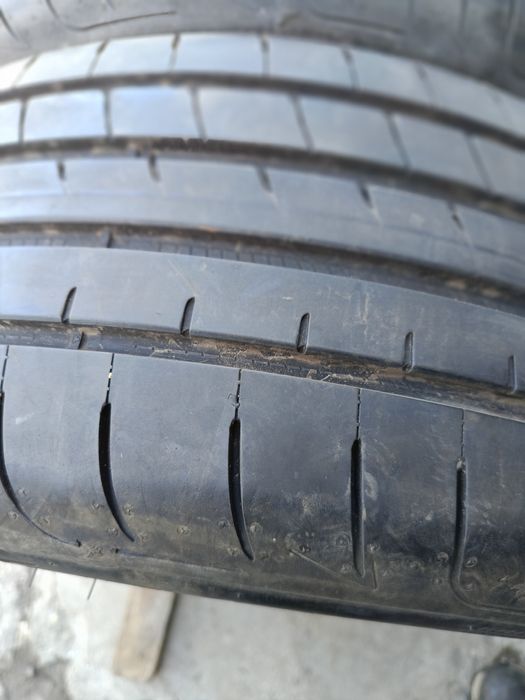 Летни гуми -2023г.-18цола-235/55-1бр.-150лв."GOOD YEAR"-като нови