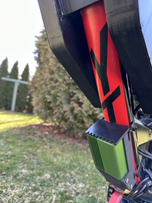 Електрическо колело ҮТ CAPRA 2017 3000W BAFANG ASIBAC855 BABY SURRON