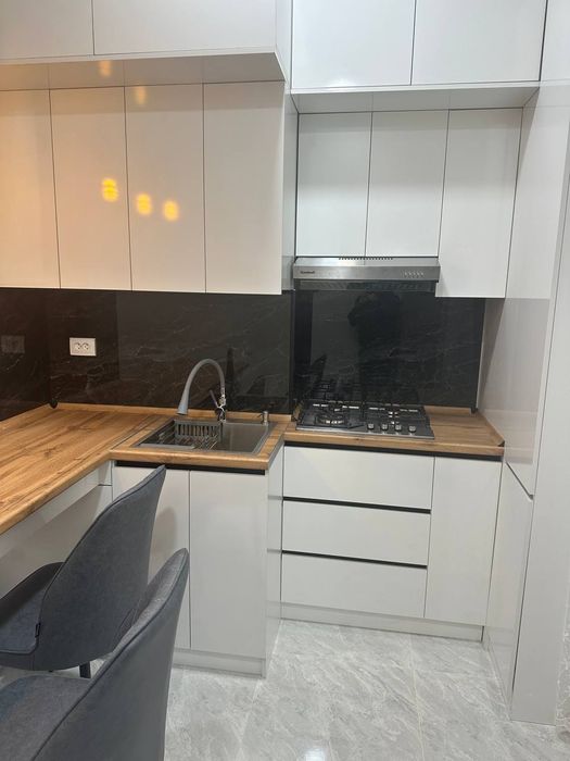 Сергели | 8 ҳудуд | 2 хонали квартира | Арзон!