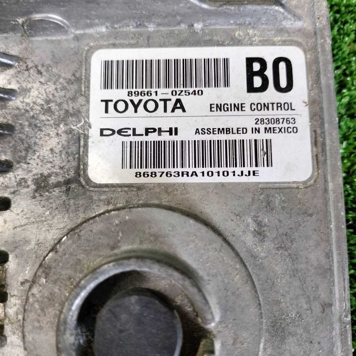 Продам Компьютер двигателя ЭБУ Toyota Matrix  ZRE142