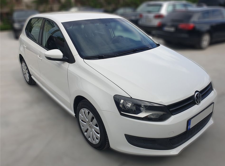 Inchirieri auto POLO 6R 2012 24/7 De la 50 lei/zi  1.4i Manual