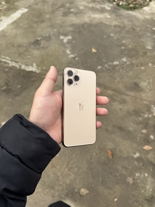Iphone 11 pro gold
