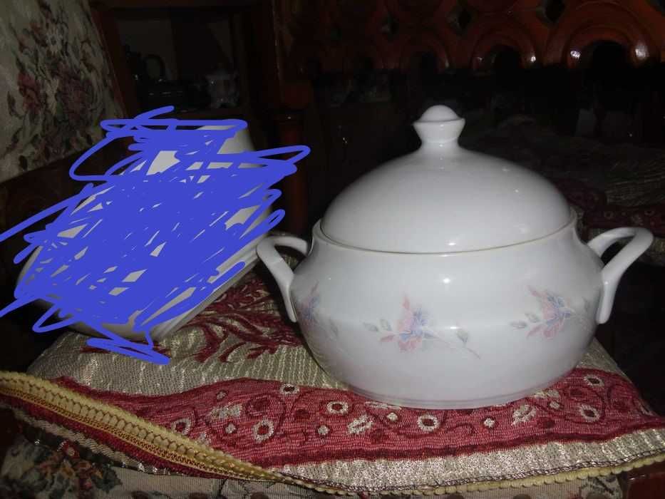 Serviciu pt masa  portelan fin