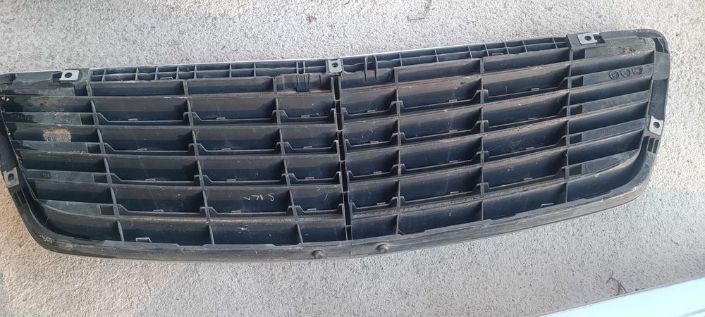 Решетка Mercedes S Класа W220
