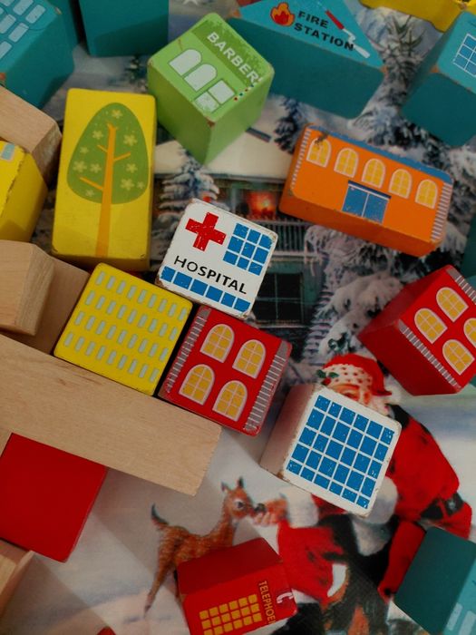 Кубики деревянные городок