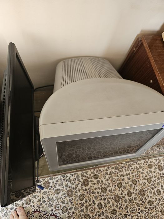 Монитор от компьютера