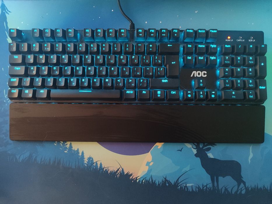 Продаю игровую клавиатуру AOC gk500