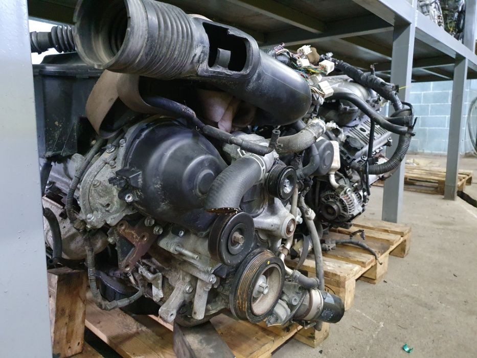 Двигатель б/у 2UZ Land cruser 100