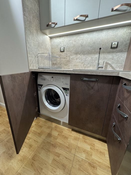 Дава се под наем Едностаен апартамент в Русе, Мальовица - 40 кв.м за 40.8 € - Снимка #11