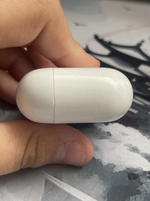 Airpods 3 обмен есть