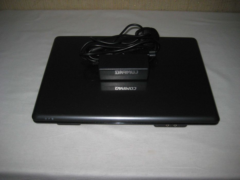 Ноутбук Hp COMPAQ офисный яхши ишлидиган холатда !