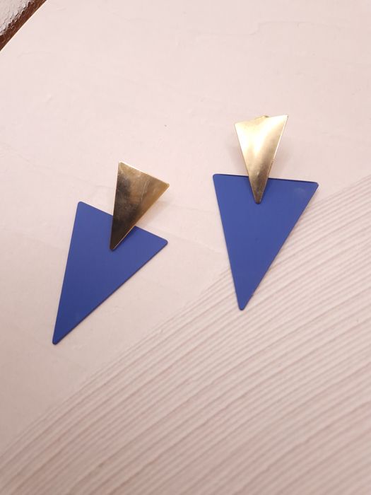 Cercei cu design geometric