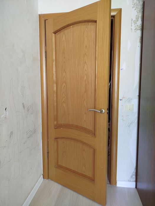 Срочно продаются двери