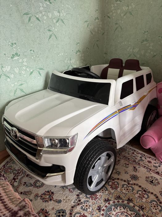ойыншық машина сатылады