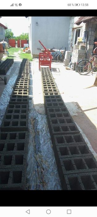 Mașini de bolțari stâlpi și fundații