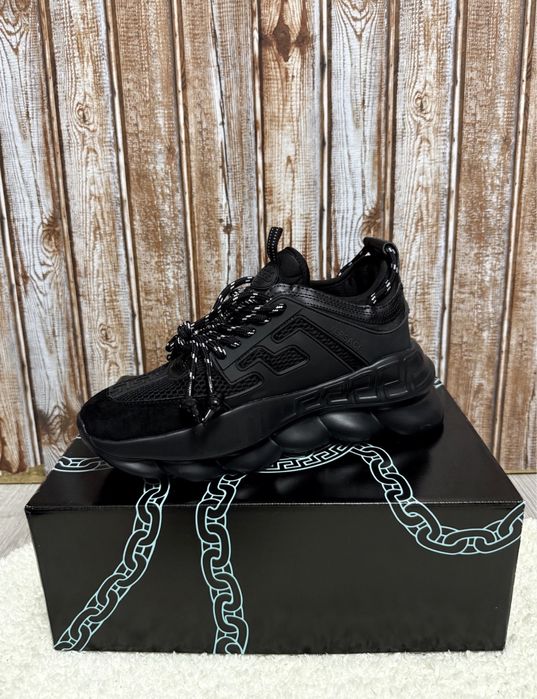 ( START VARA ) Versace Chain Reaction Black