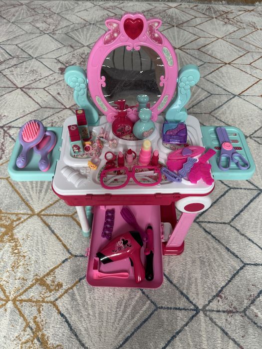 Салон-чемодан для девочек