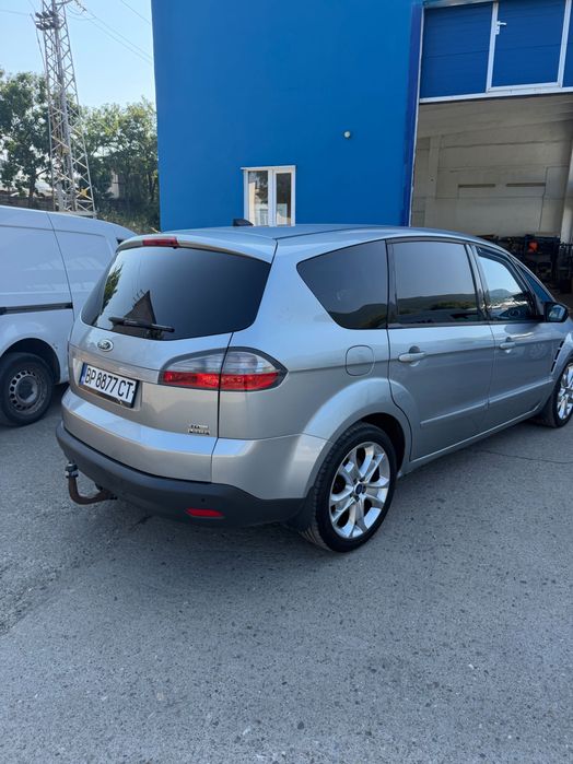 Продавам Ford s-max individual