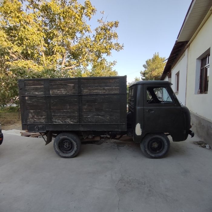 Uvaz. Kuzuflik yuk mashina