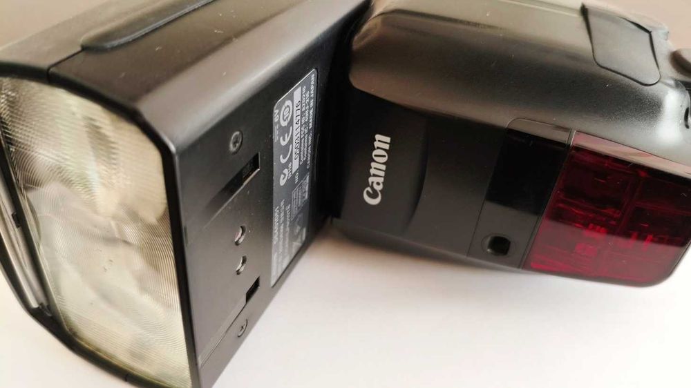 Светкавица за фотоапарат Canon Speedlite 600EX-RT