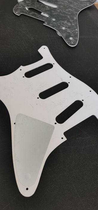 Pickguard Fender Stratocaster