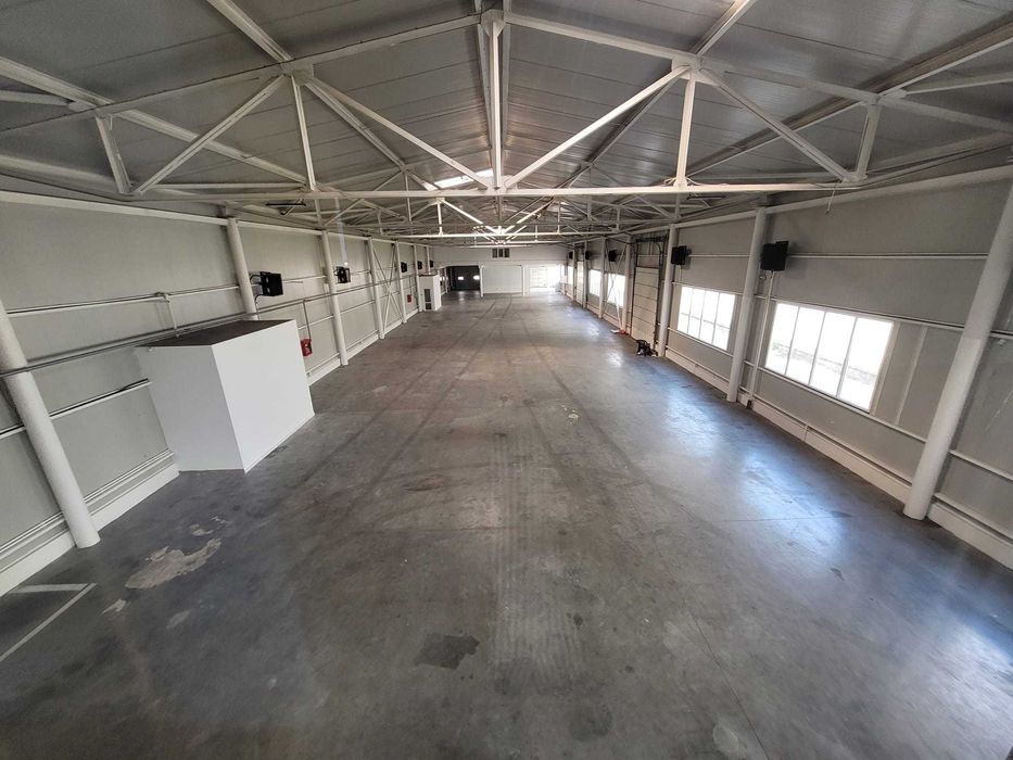 Hala si birouri de inchiriat