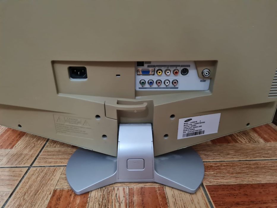 Телевизор samsung