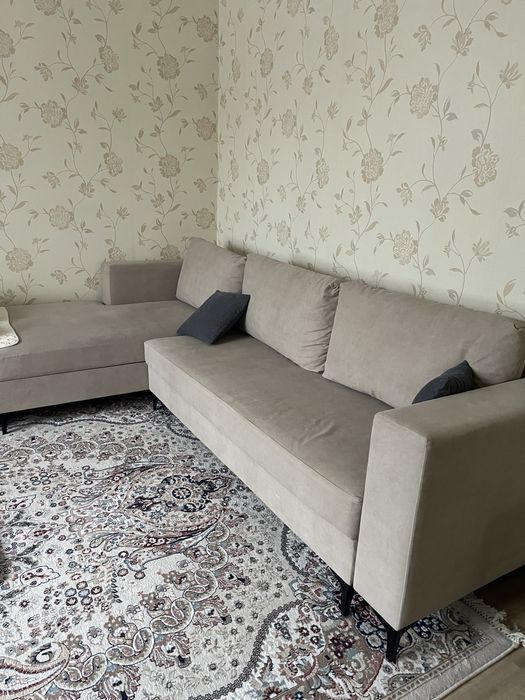 Продам диван в хорошем состояние