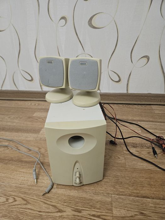 Продам колонки microlab  микролаб