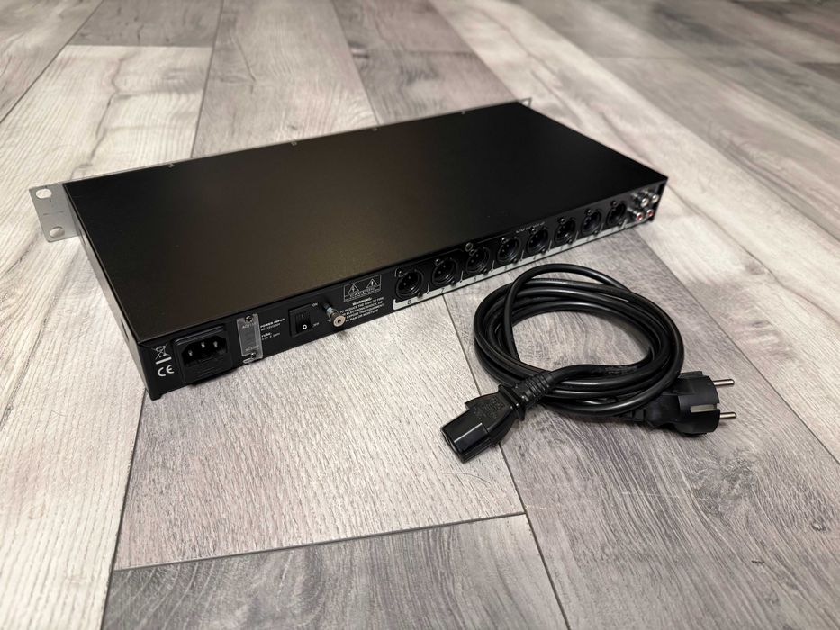 SM Pro Audio DI Box DI8