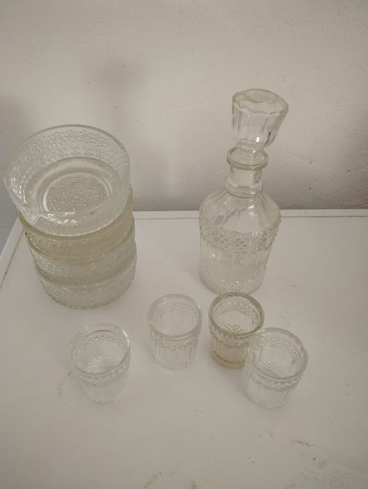 Кристален сервиз