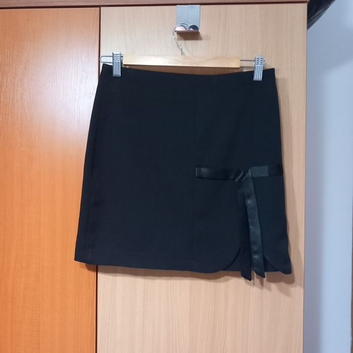 Fuste dama diverse modele și culori