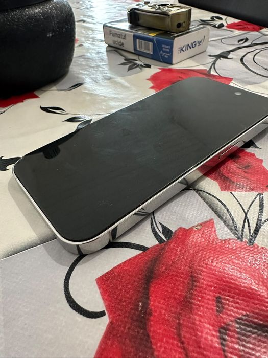 Vand iphone 14 pro sau schimb!