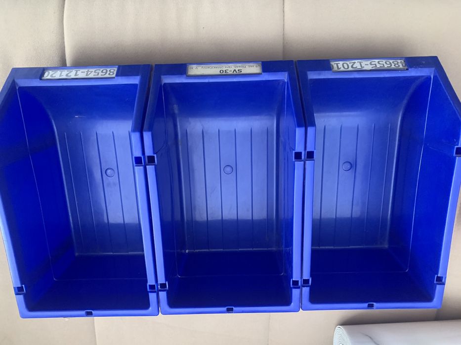 Продам ящик для  инструментов , мелких деталий