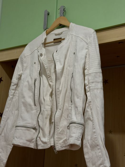 Jachetă albă Asos de blugi de damă mărimea S