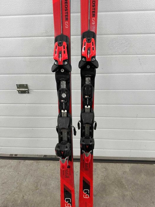 Schiuri Atomic Redster G9 Titanium Powered 166cm